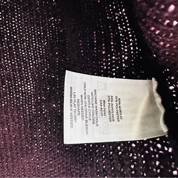 NWT Natural Reflections Women’s Sz Medium Purple V-Neck Long Sleeve Sweater - Picture 6 of 6